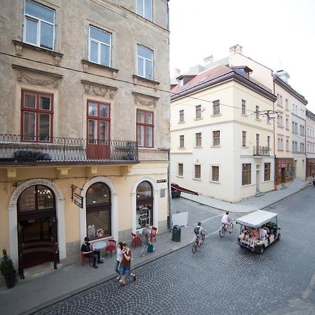Апартаменти На Вірменській3 З 2Спальні Та Кухня Lviv Extérieur photo